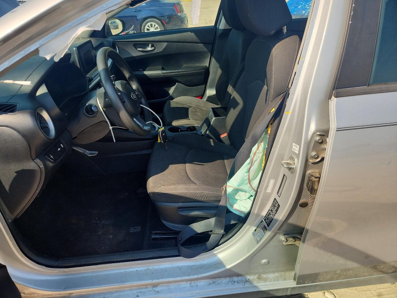 2020 Kia Forte Lxs - Image 7
