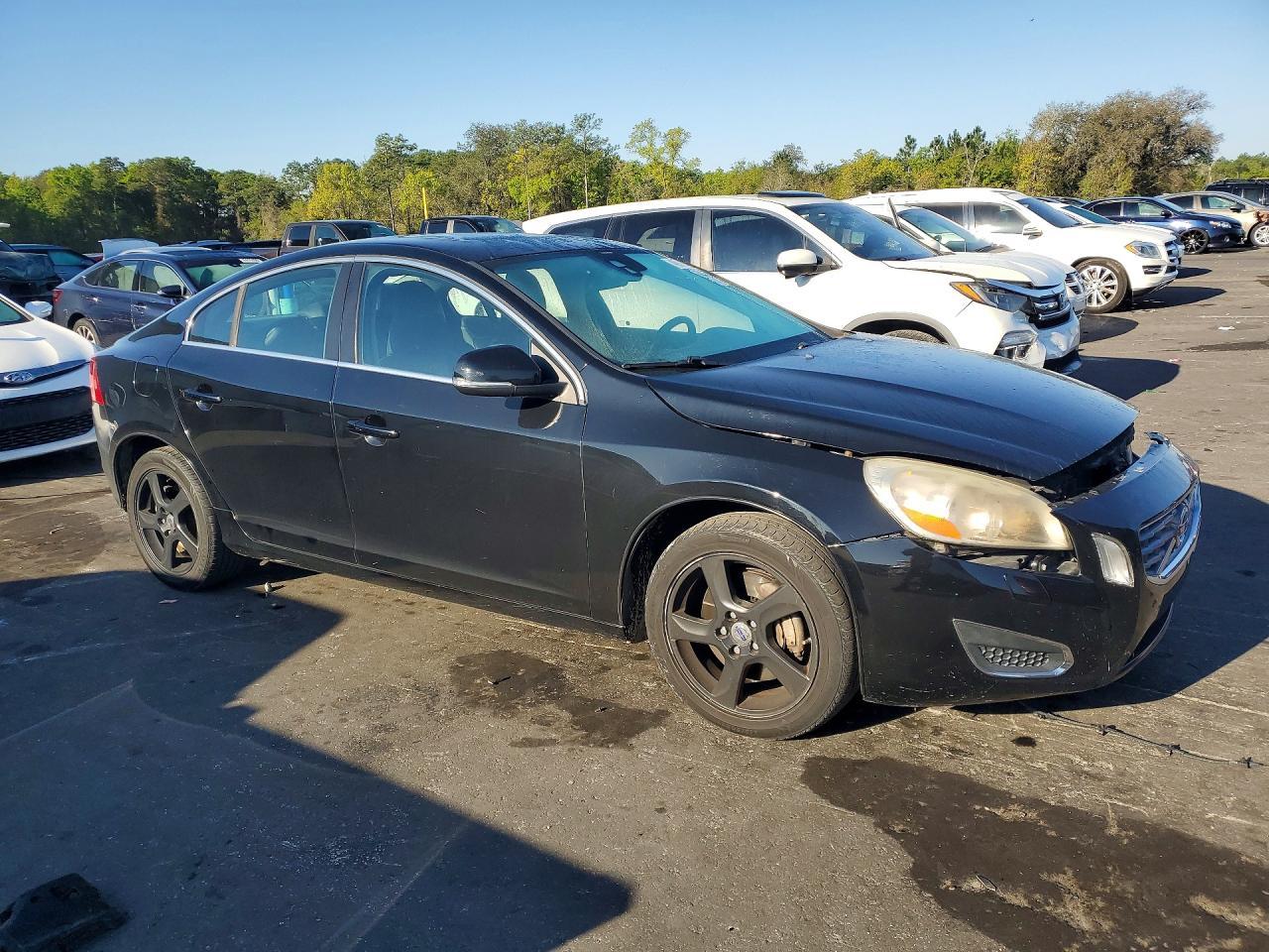 2013 Volvo S60 T5 - Image 4