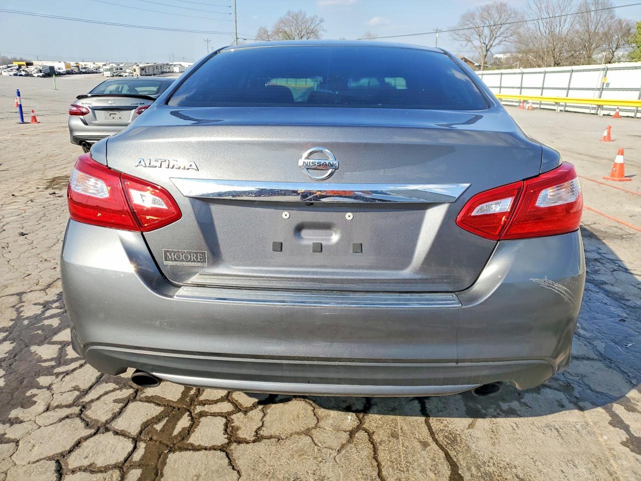 2017 Nissan Altima 2.5 S - Фото 6