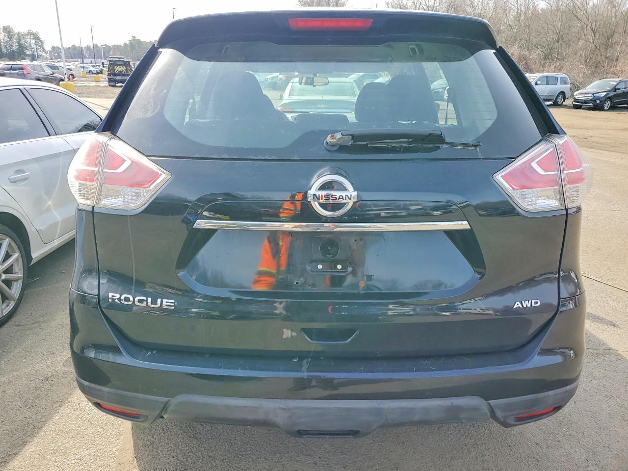2015 Nissan Rogue S - Фото 6