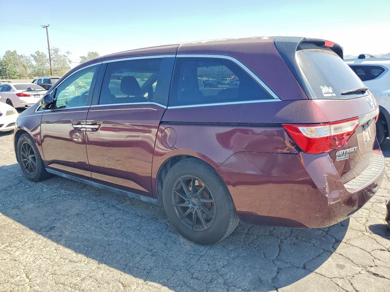 2013 Honda Odyssey Ex - Фото 2