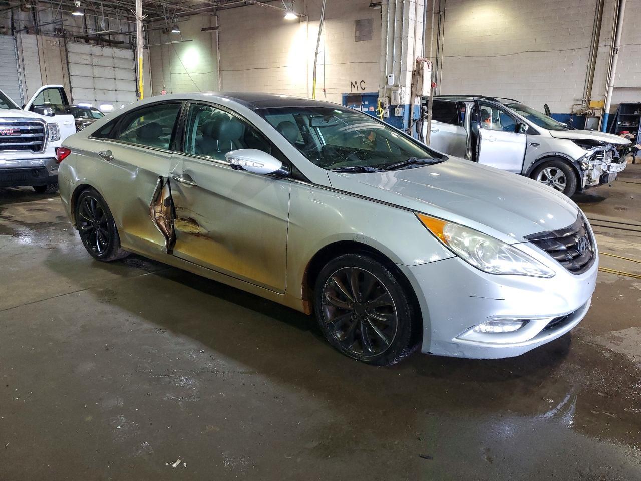 2012 Hyundai Sonata Limited 2.0T - Фото 4