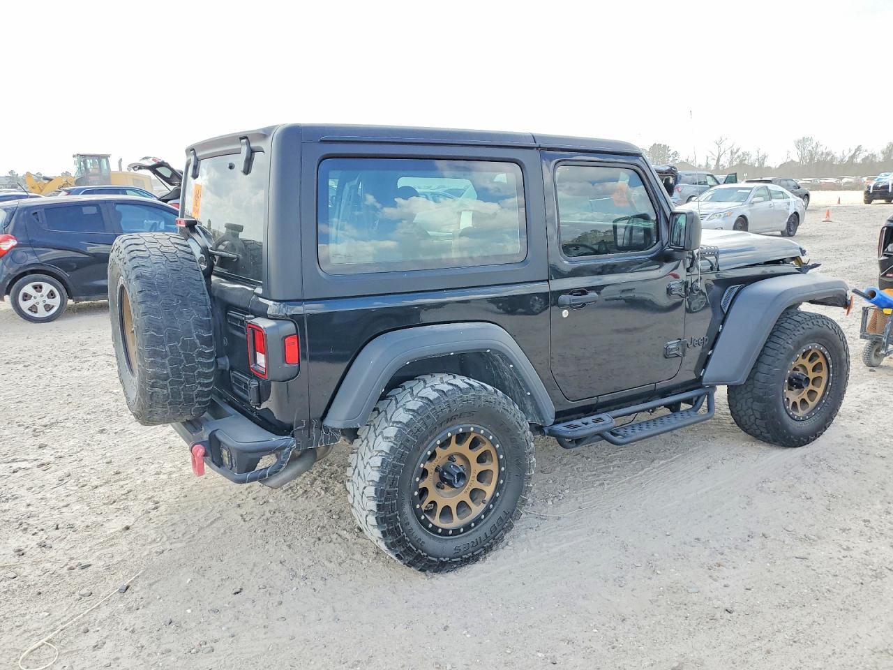 2022 Jeep Wrangler Sport - Фото 3