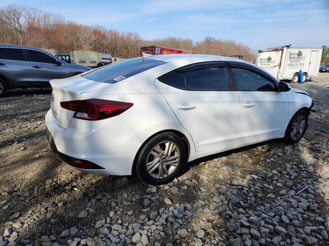 2019 Hyundai Elantra Sel - Фото 3