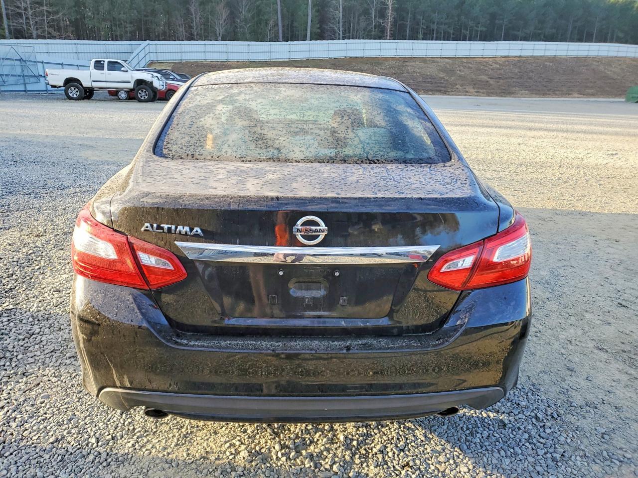 2016 Nissan Altima 2.5 S - Image 6