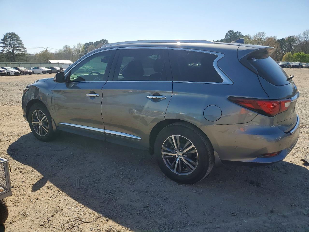 2018 Infiniti Qx60 Base - Image 2