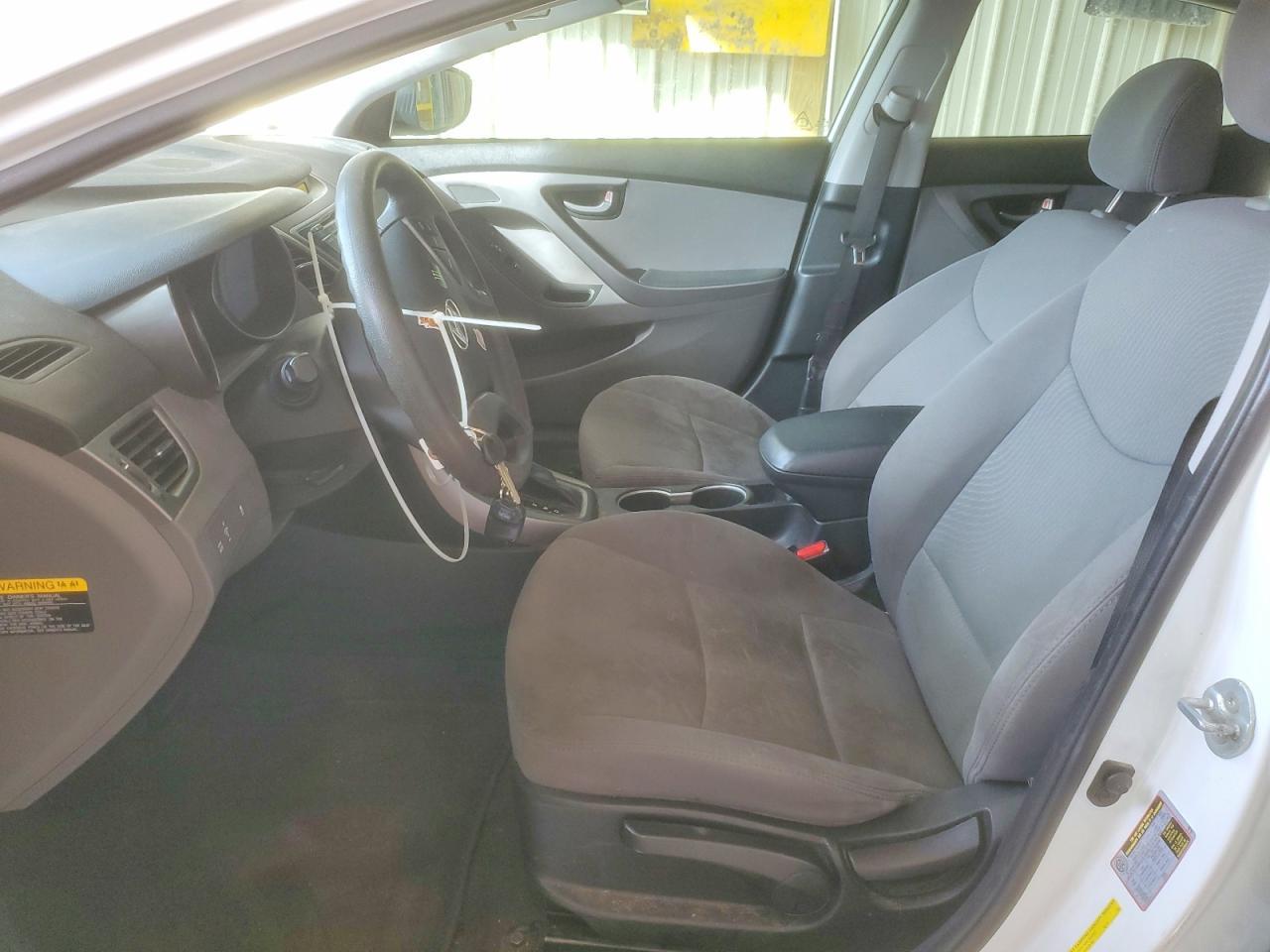 2015 Hyundai Elantra Se - Фото 7