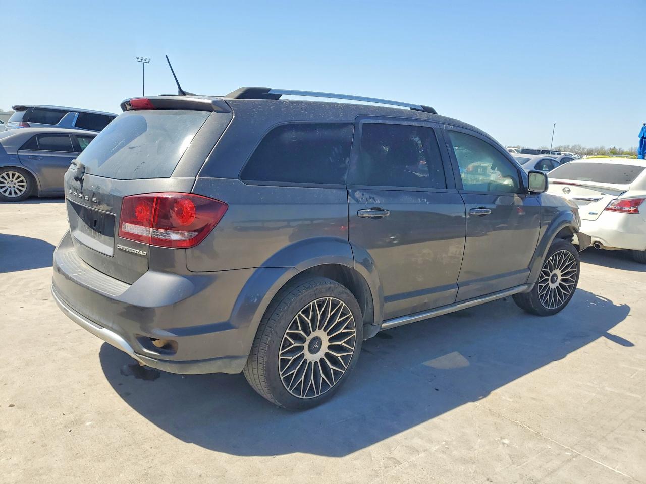 2019 Dodge Journey Crossroad - Image 5