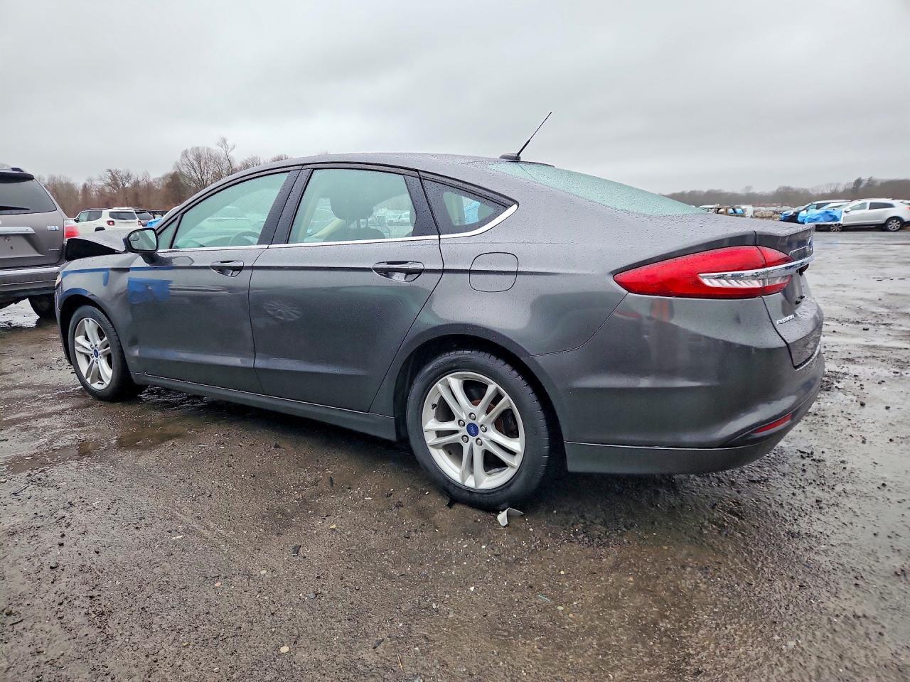 2018 Ford Fusion Se - Image 2