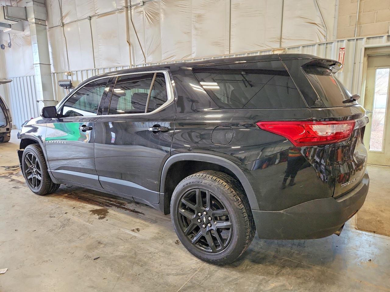2018 Chevrolet Traverse Ls - Image 2