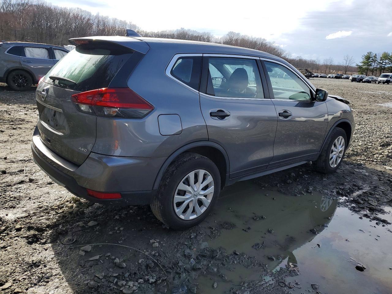 2020 Nissan Rogue S - Фото 3