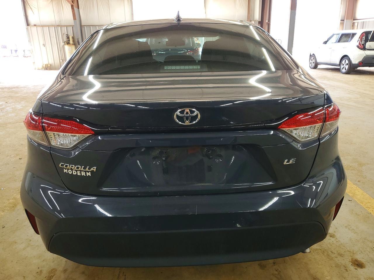2024 Toyota Corolla Le - Image 6