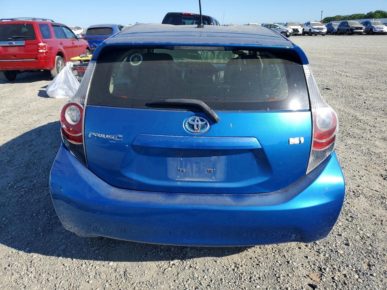 2013 Toyota Prius C - Фото 6