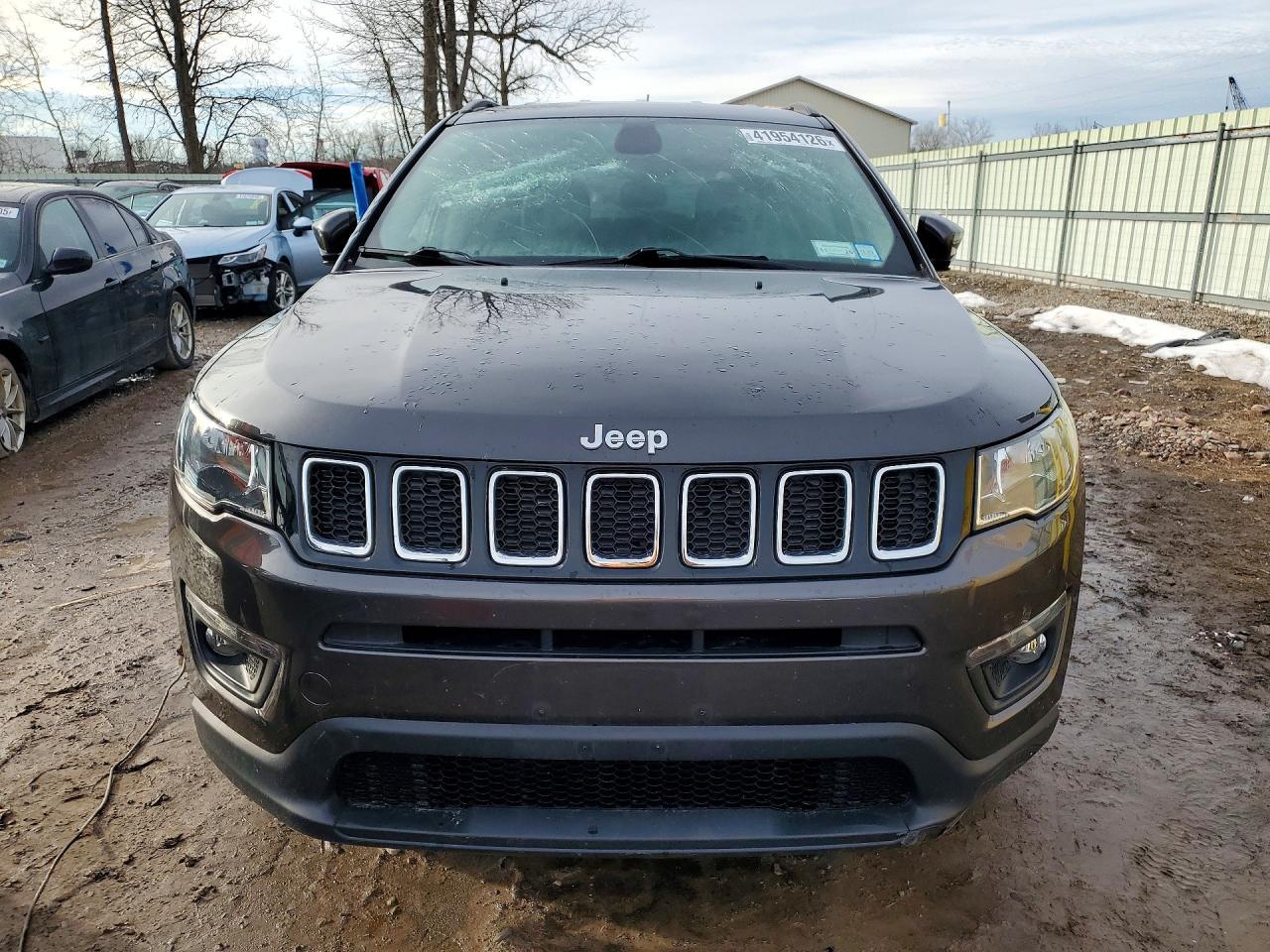 2018 Jeep Compass Latitude - Image 5