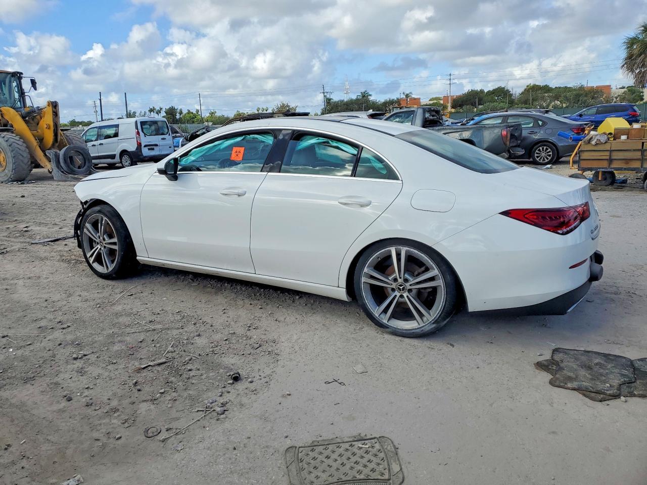 2021 Mercedes-Benz Cla 250 - Фото 2