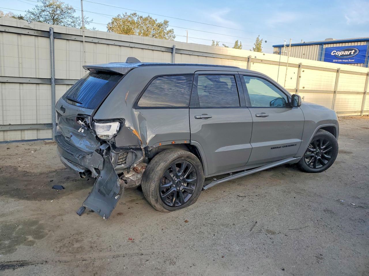 2019 Jeep Grand Cherokee Laredo - Фото 3