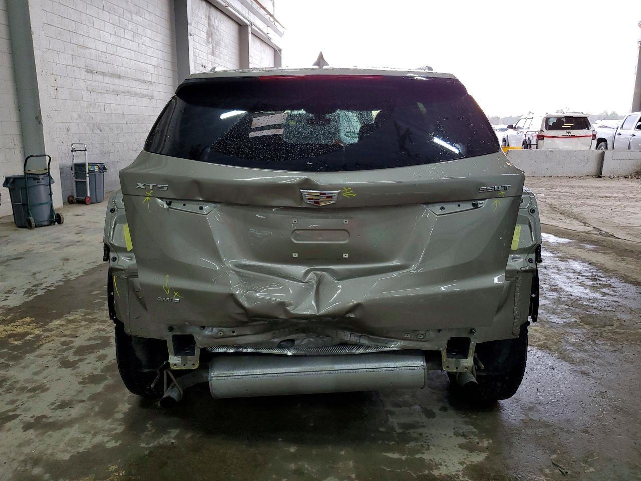 2023 Cadillac Xt5 Premium Luxury - Image 6