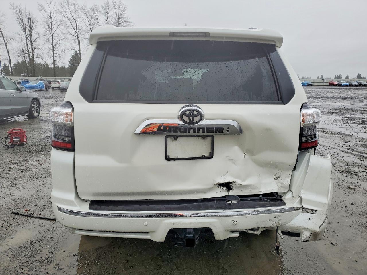 2018 Toyota 4Runner Limited - Image 6