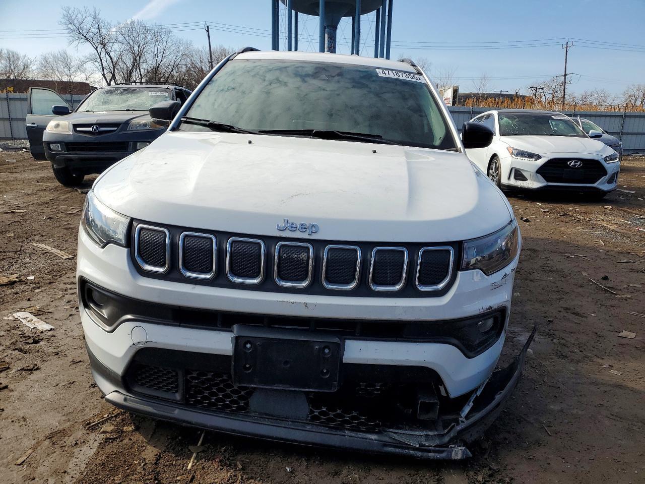 2022 Jeep Compass Latitude - Фото 5
