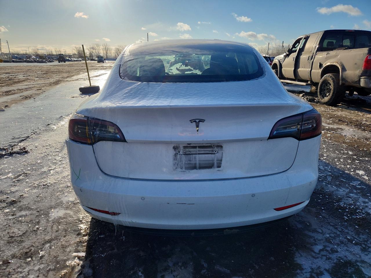 2021 Tesla Model 3 - Фото 6