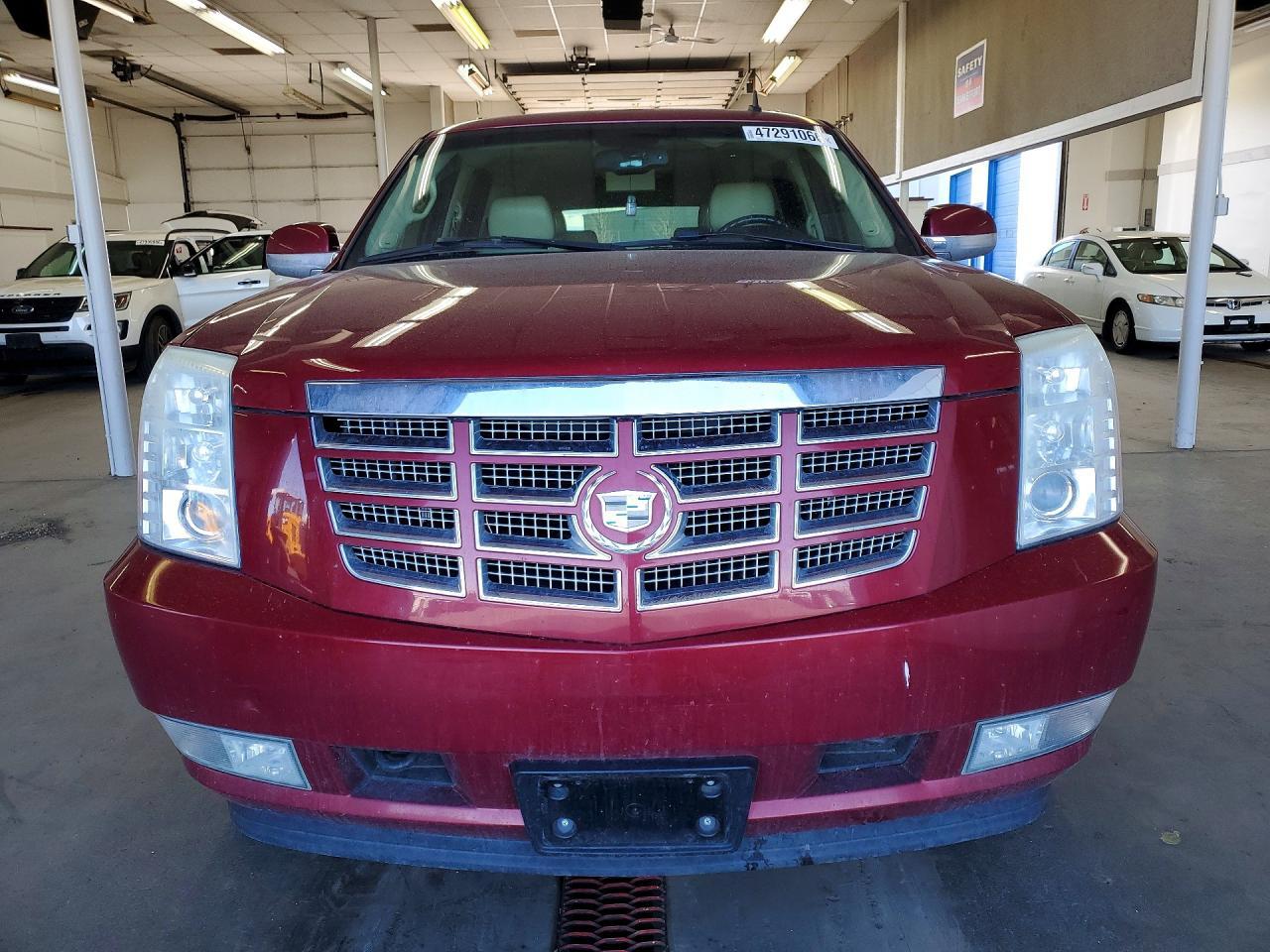 2008 Cadillac Escalade Esv - Image 5