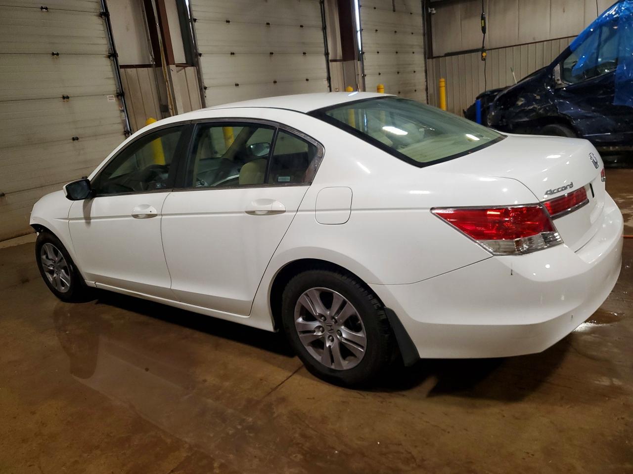 2011 Honda Accord Lxp - Фото 2