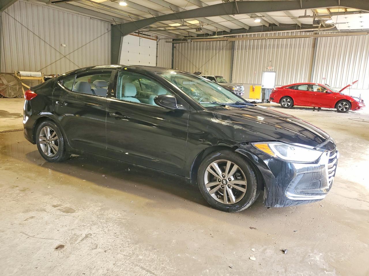 2017 Hyundai Elantra Se - Фото 4