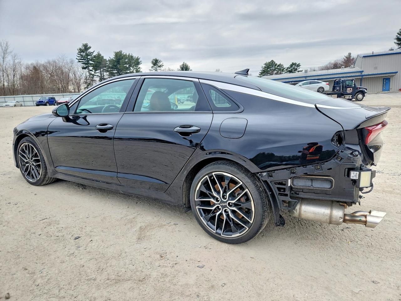 2023 Kia K5 Gt - Image 2