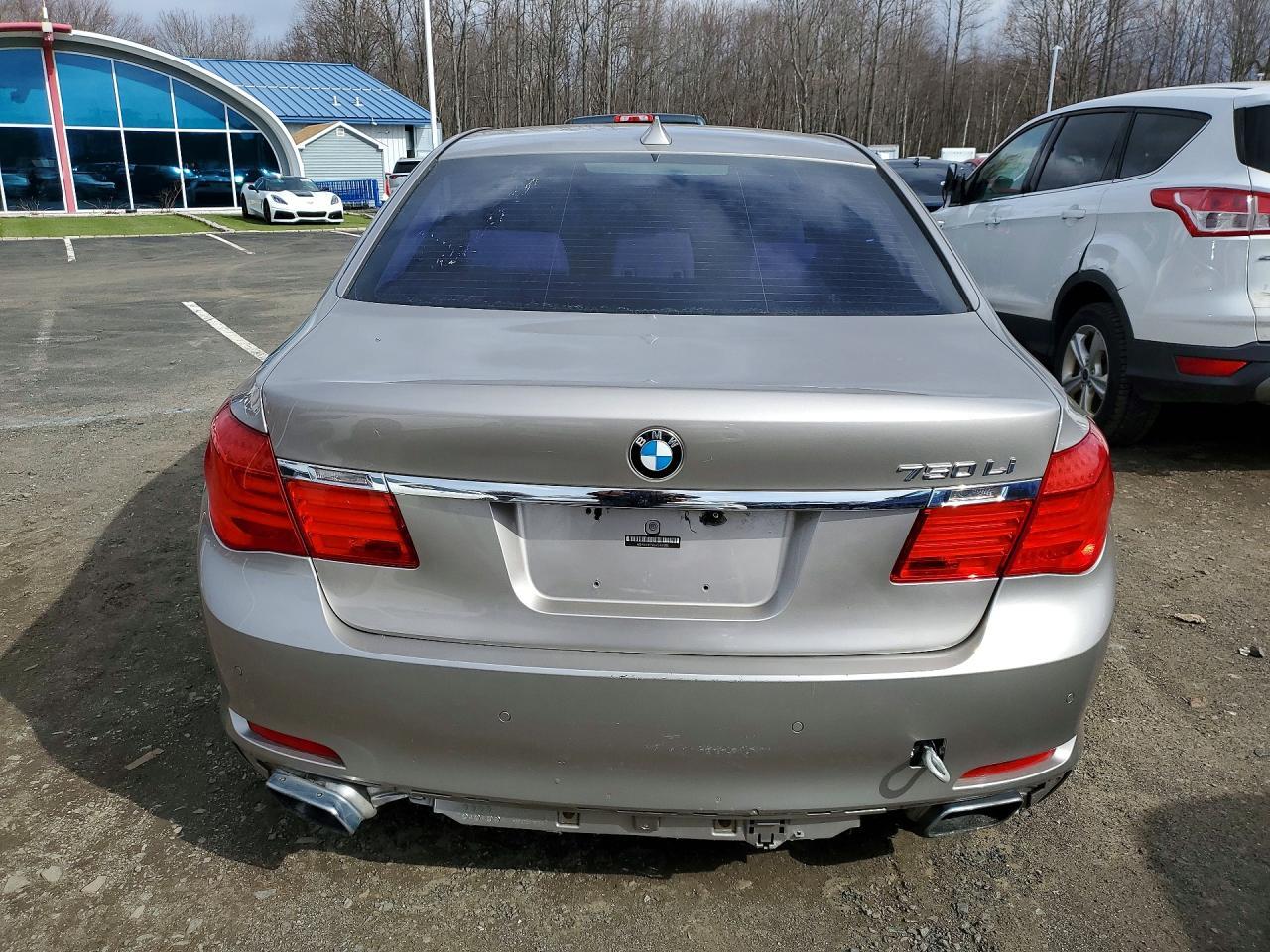2010 BMW 750 Li xDrive - Фото 6
