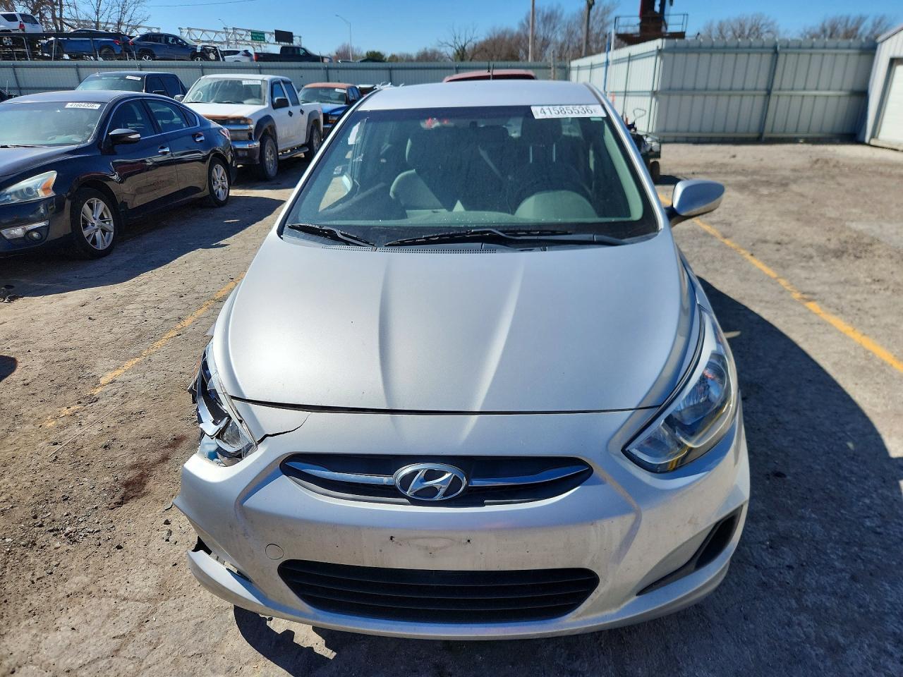 2017 Hyundai Accent Se - Фото 5