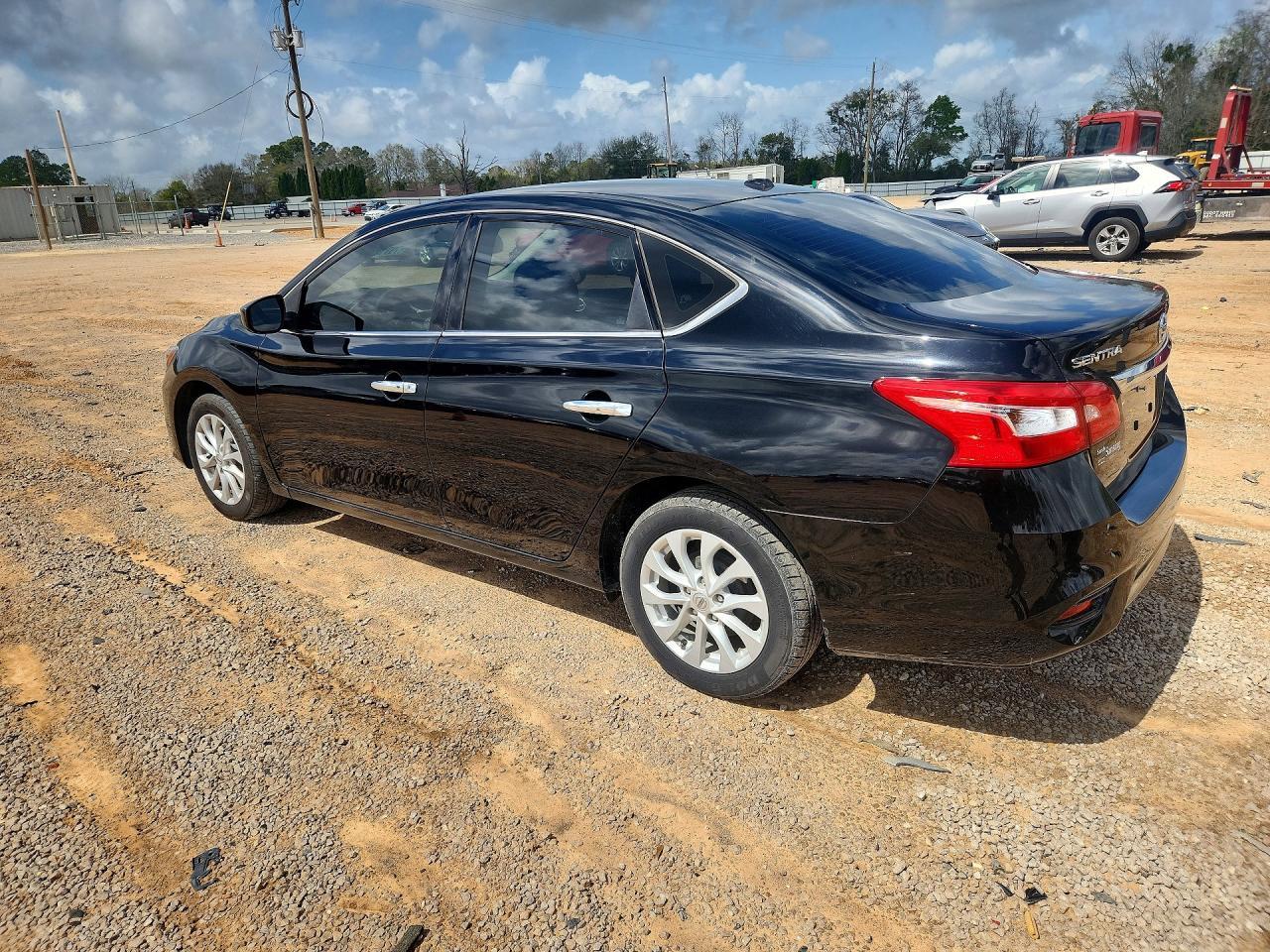 2019 Nissan Sentra Sv - Image 2