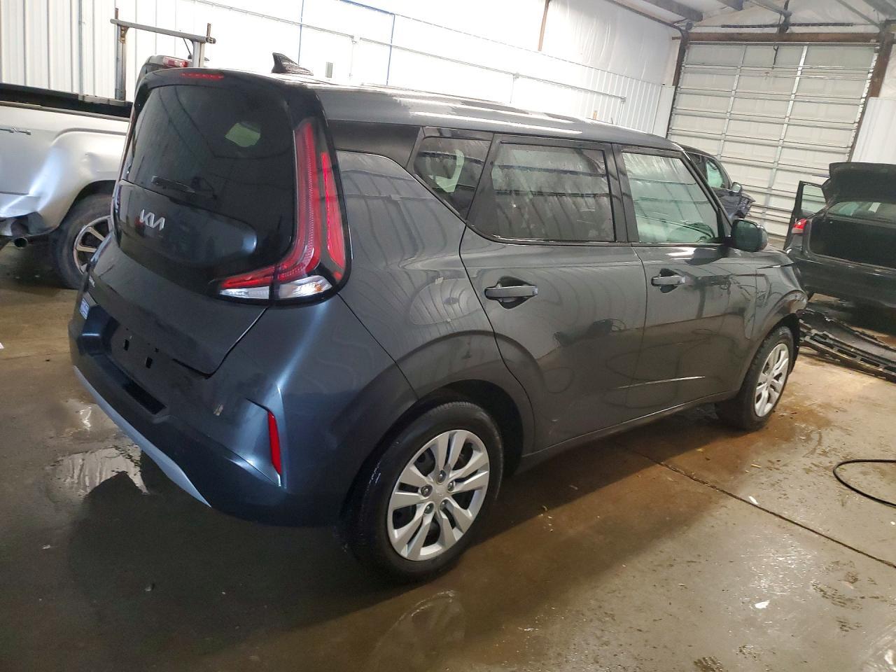 2023 Kia Soul Lx - Фото 3