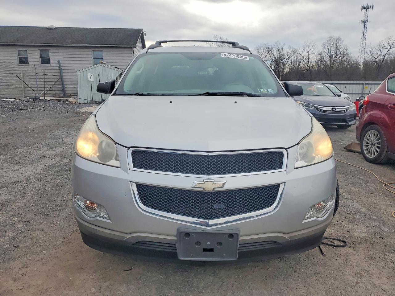 2011 Chevrolet Traverse Ls - Image 5