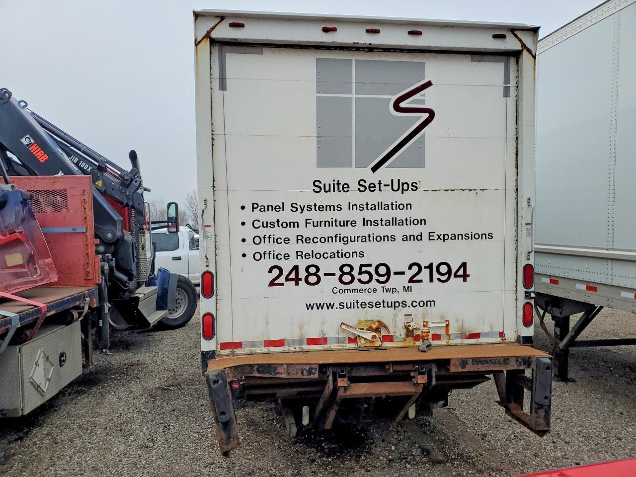 2014 Isuzu Npr Delivery Truck - Image 6