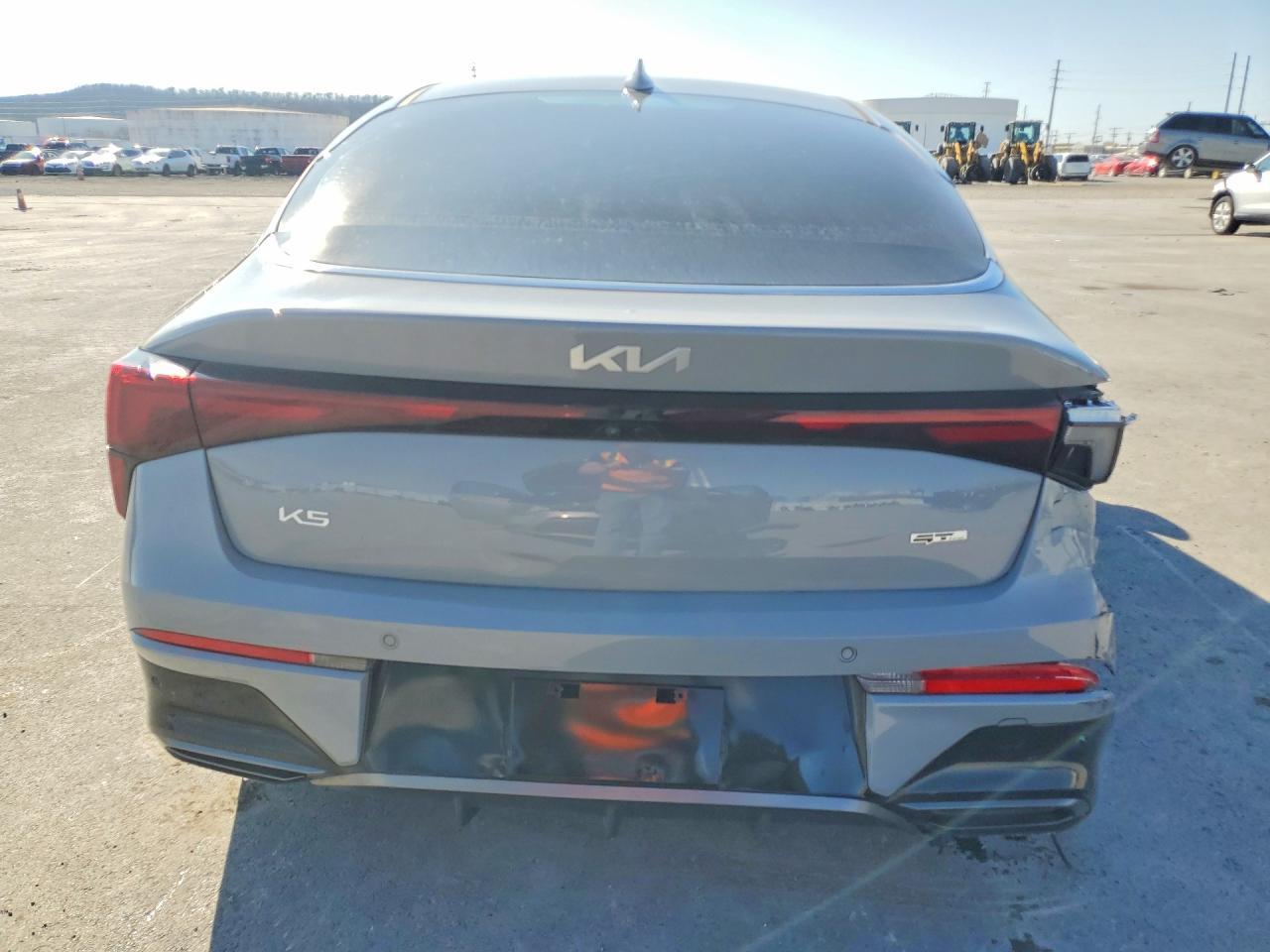 2025 Kia K5 Gt Line - Фото 6