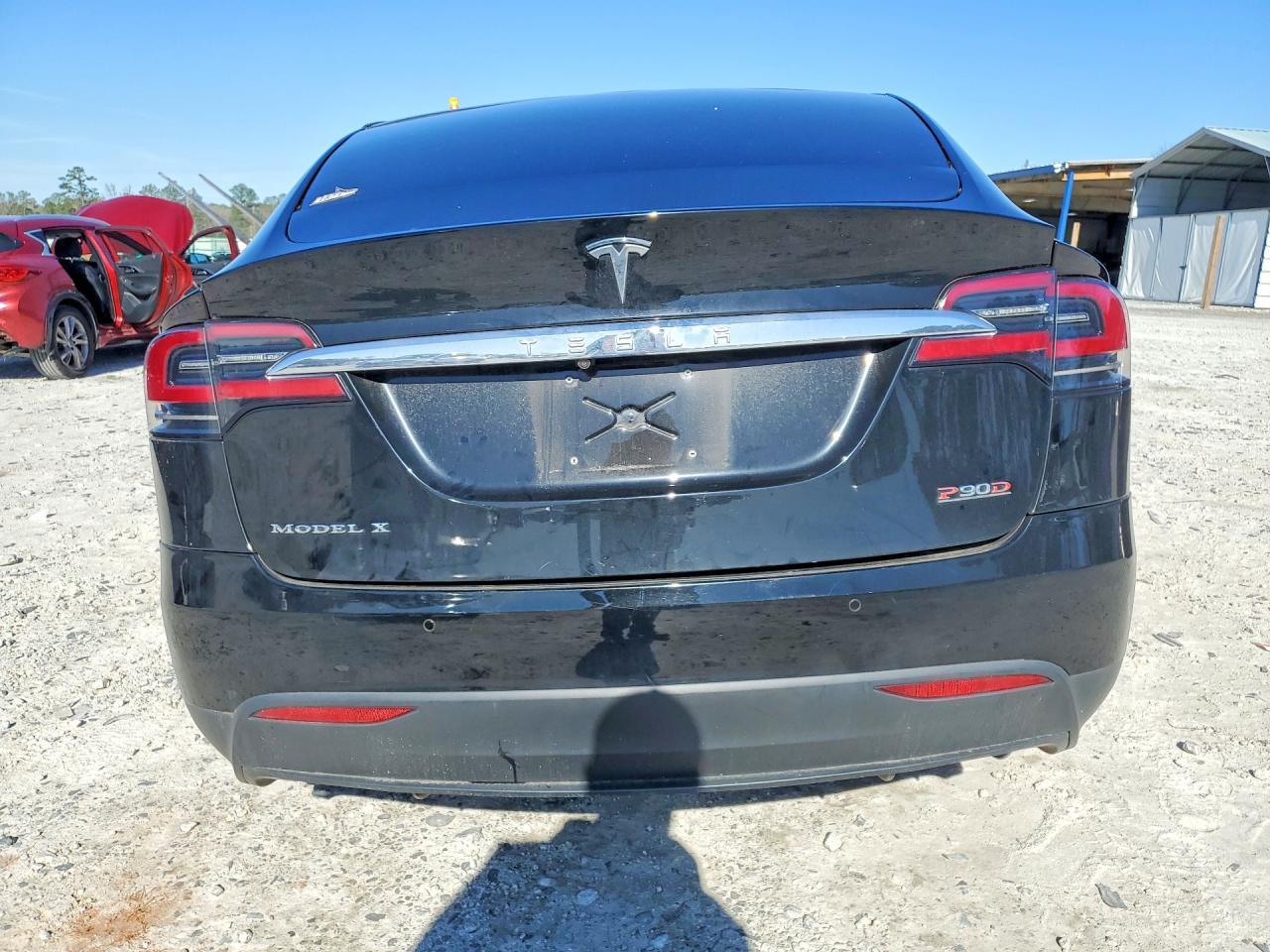 2016 Tesla Model X - Фото 6