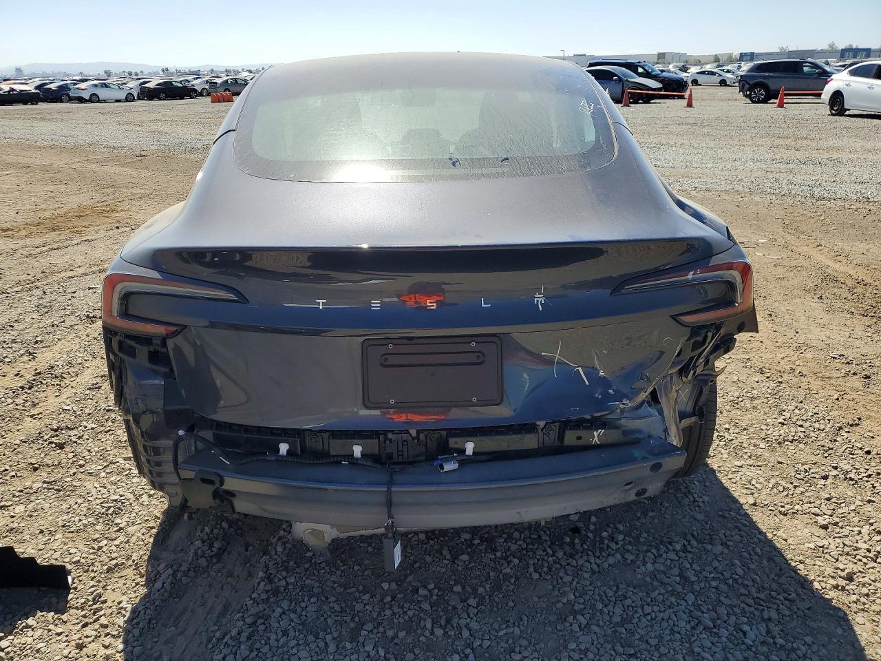 2024 Tesla Model 3 - Фото 6