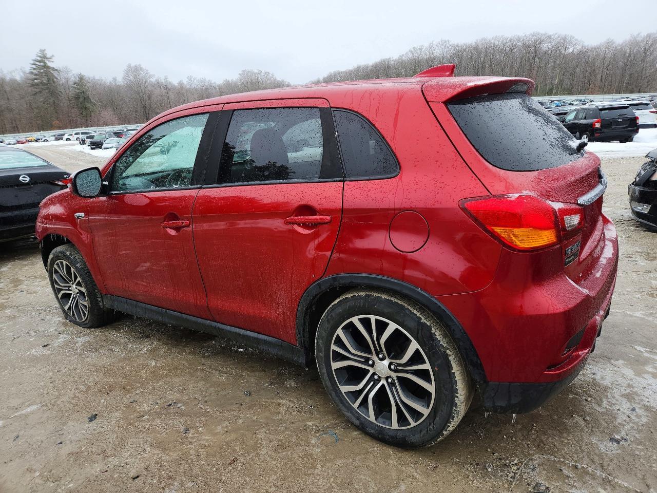 2019 Mitsubishi Outlander Sport Es - Фото 2