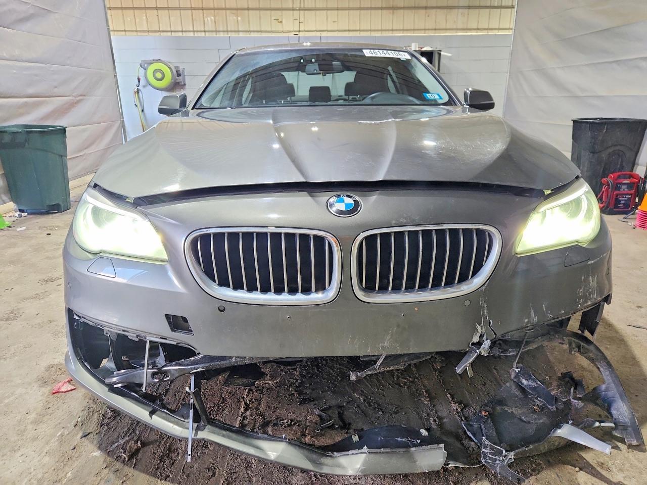 2014 BMW 528 Xi - Image 5