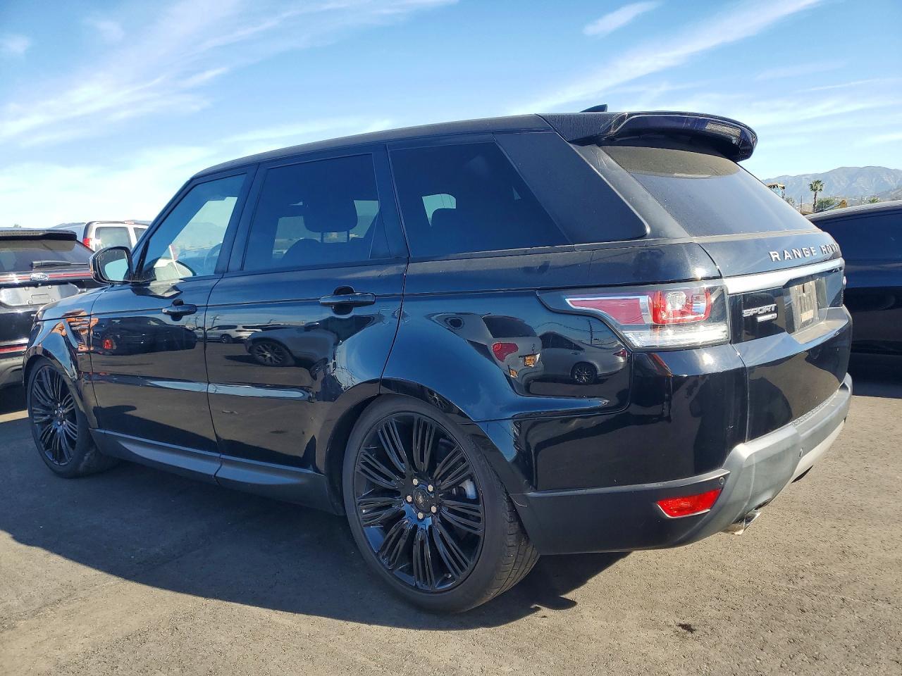 2017 Land Rover Range Rover Sport Se - Image 2