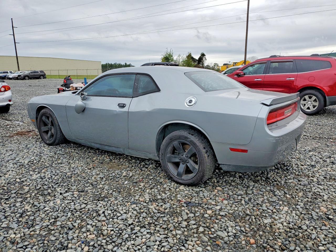 2014 Dodge Challenger Sxt - Фото 2