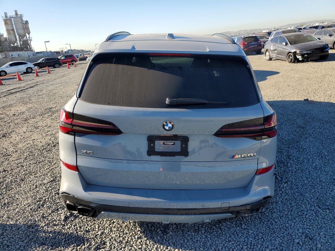2024 BMW X5 M60I - Фото 6