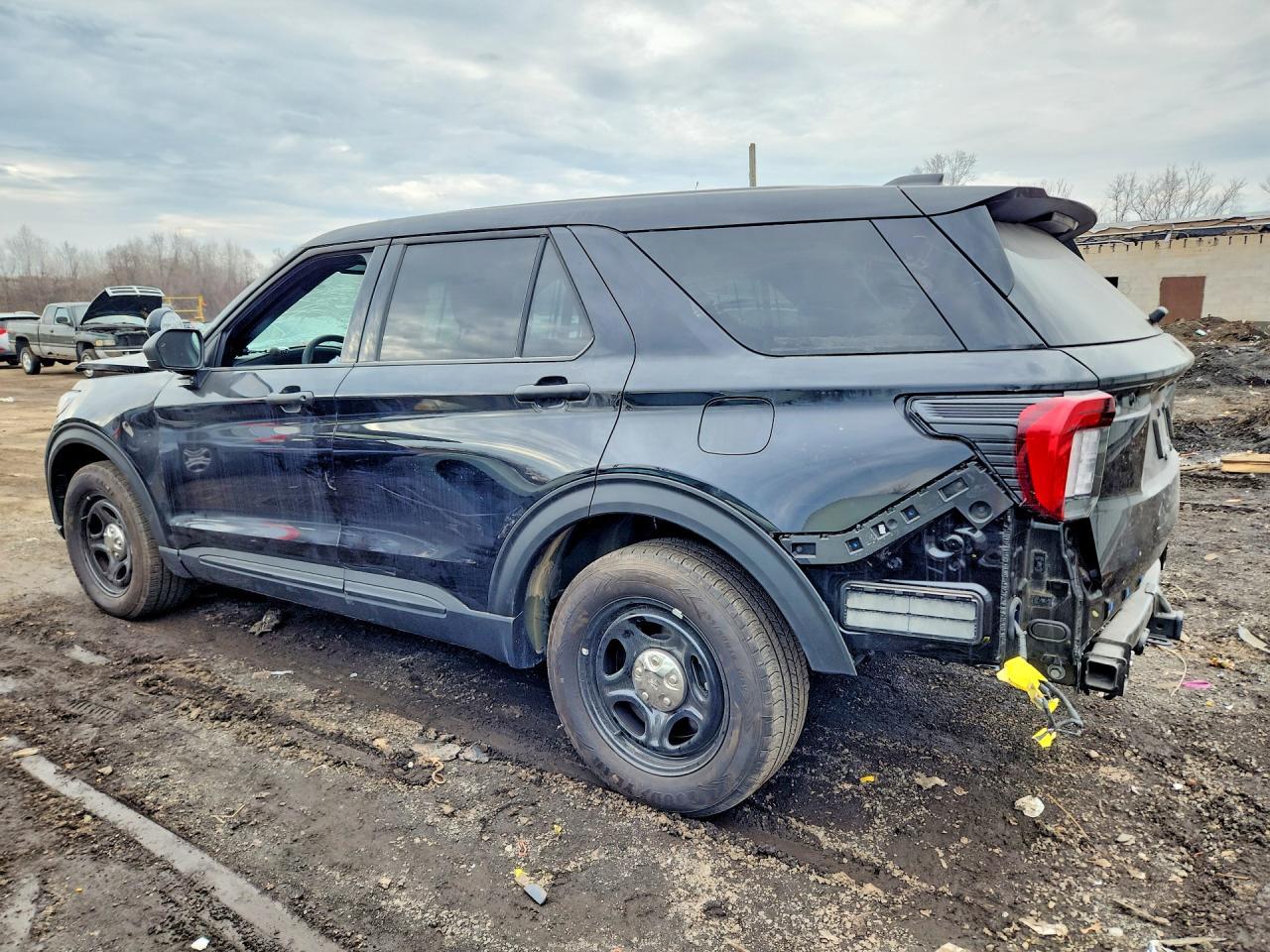 2025 Ford Explorer Police Interceptor - Фото 2