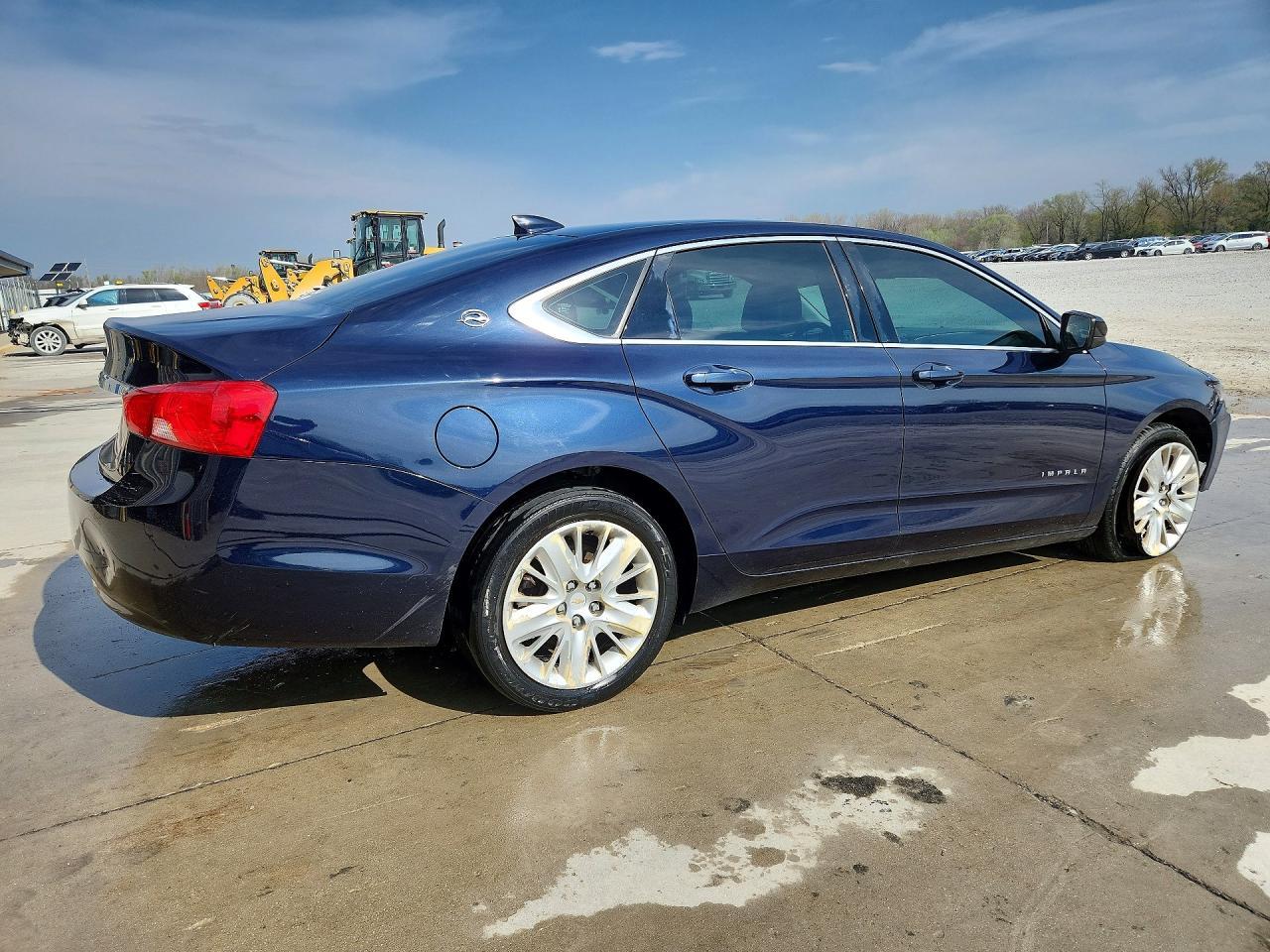 2017 Chevrolet Impala Ls - Фото 3