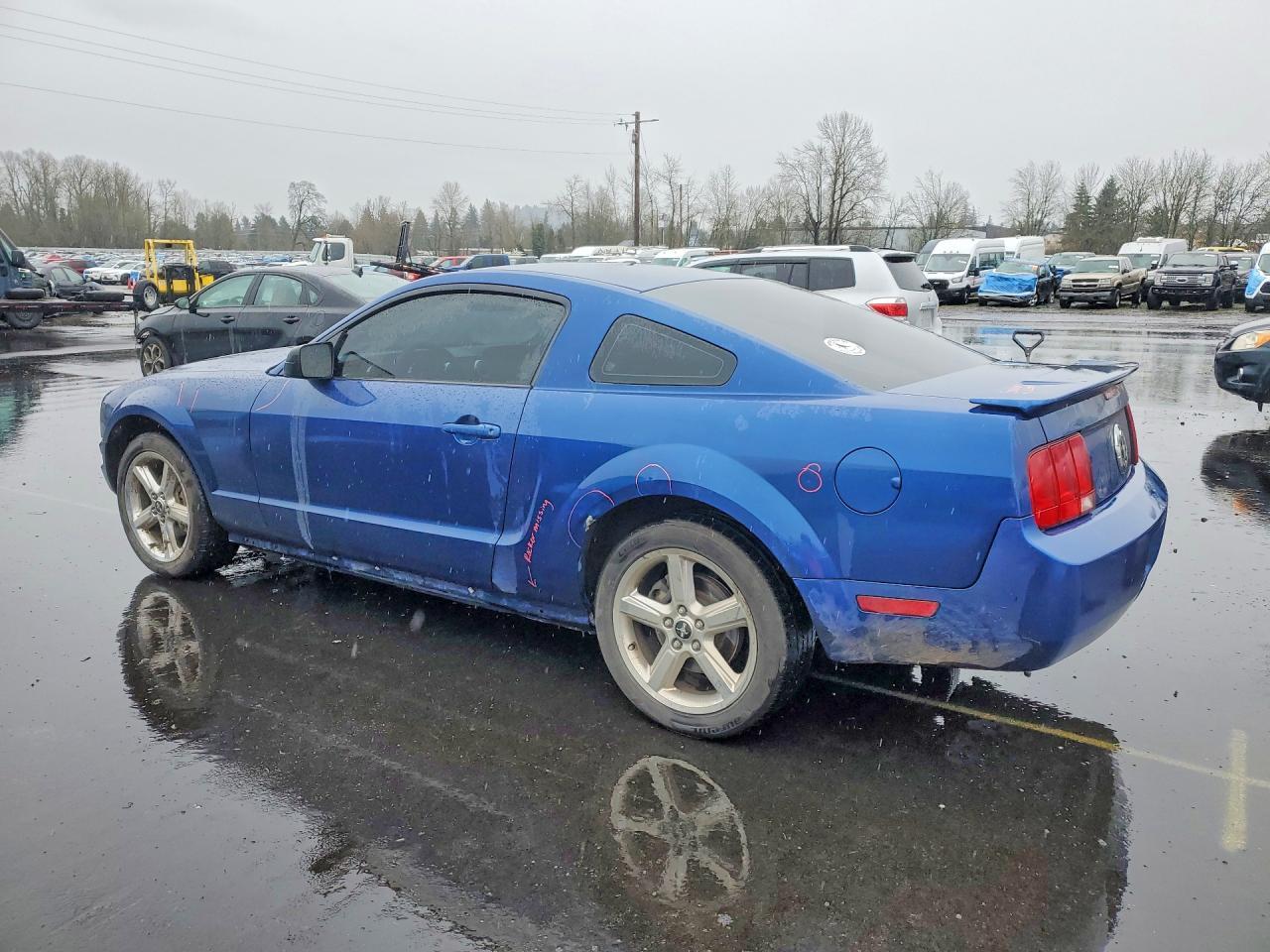 2008 Ford Mustang - Фото 2