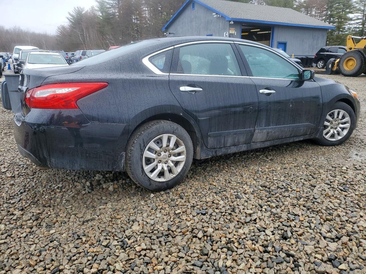 2016 Nissan Altima 2.5 S - Image 3