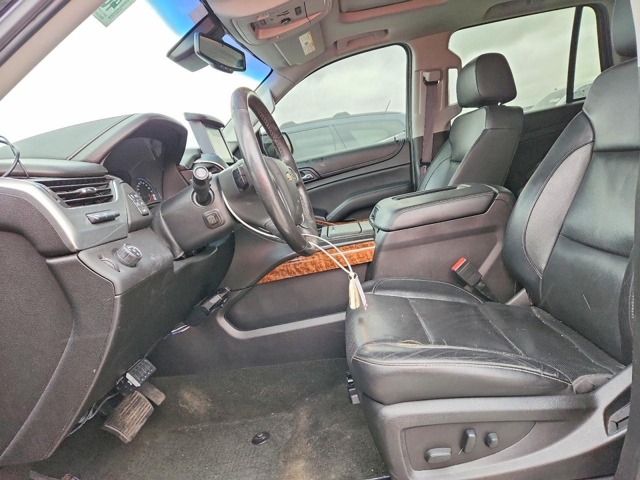 2017 Chevrolet Tahoe C1500 Premier - Image 7
