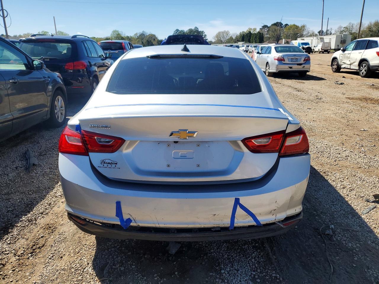 2018 Chevrolet Malibu Ls - Image 6