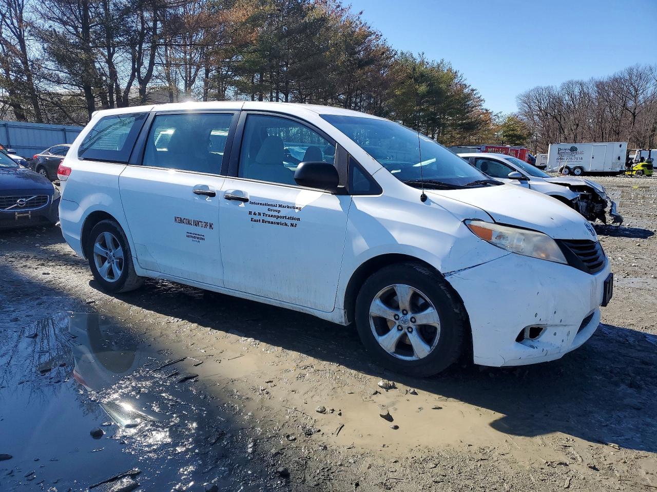 2014 Toyota Sienna Se Premium - Фото 4