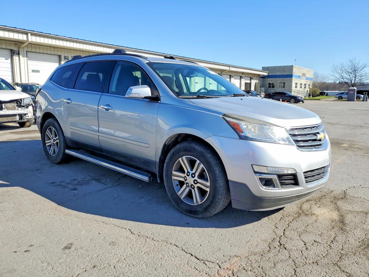 2017 Chevrolet Traverse Lt - Image 4